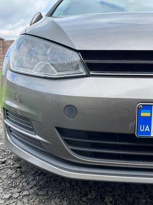 Volkswagen Golf 7 front bumper tow cover