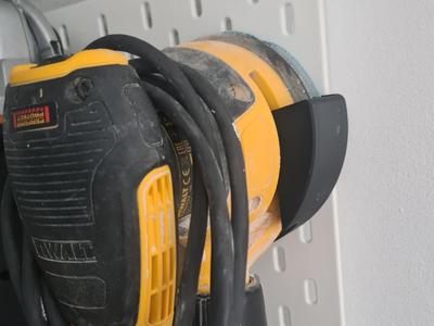 DeWalt DWE6423 Skadis Sander Mount (T-Clip)