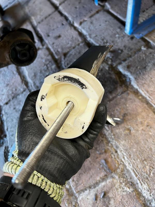 Rear-Axle Mount Press-In Tool for Yaris/Vitz P1