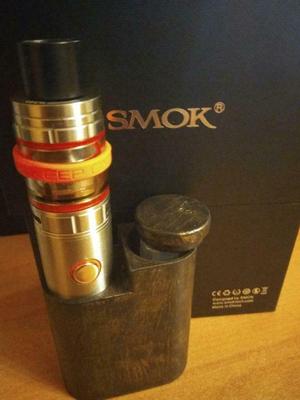 Case stick v8 + eliquids