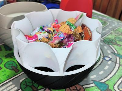 Pistachio Bowl / Sunflower / Halloween Candy for 8