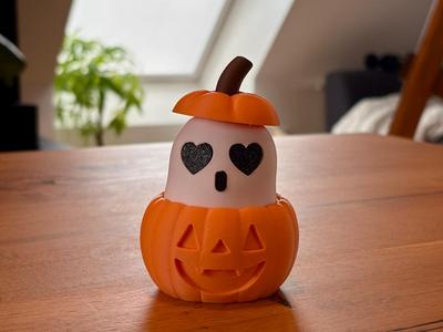 Pumpkin Ghost (Glue Edition)