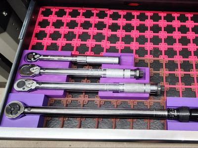 Gridfinity Large Torque Wrench Holder