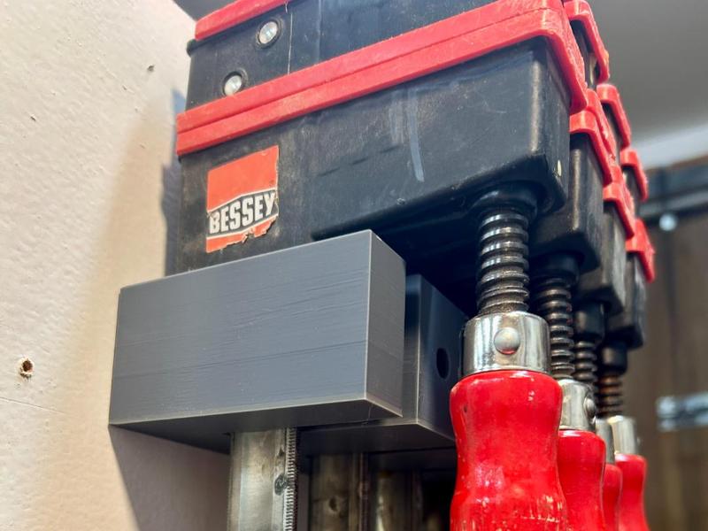 Bessey K-body clamp Parallel  clamp wall mount