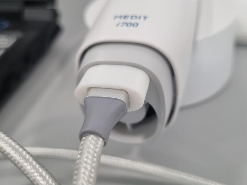 Medit i600 and i700 universal USB cable support