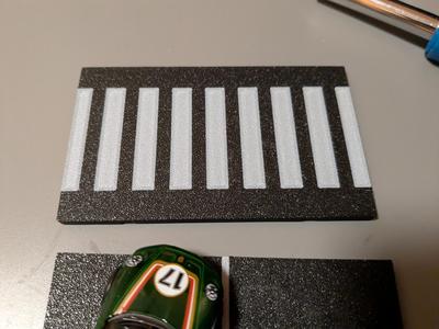 road for model cars, short+crosswalk  (hot wheels)