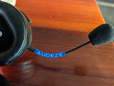 Simple strong mic support for Audeze