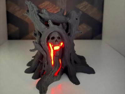 Spooky Tree Stump With Two Faces and LED