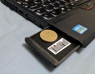 Empty ExpressCard Tray