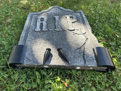 Gravestone holder
