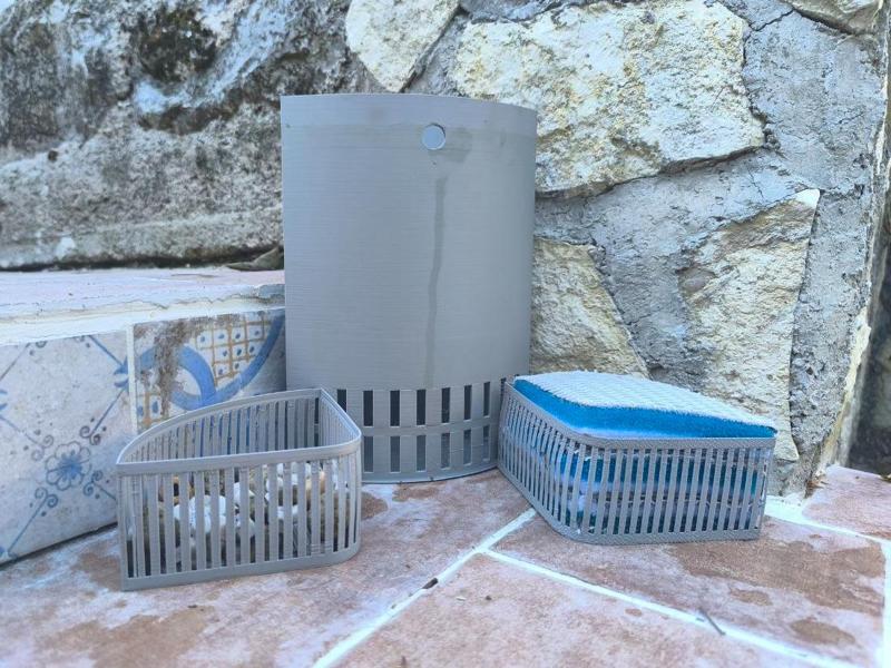 Corner aquarium filter