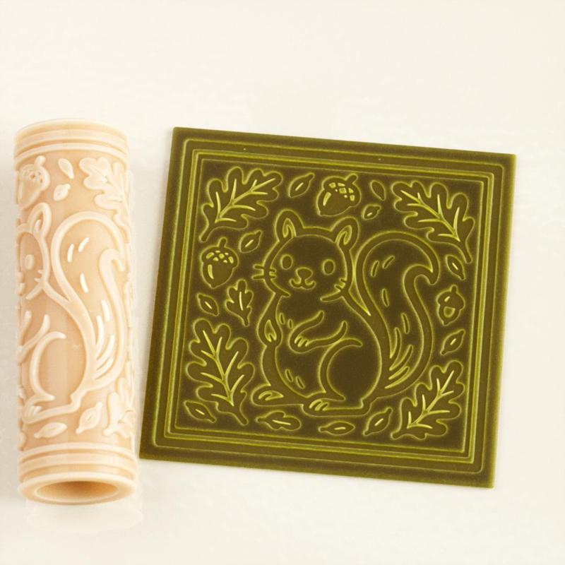 Chubby Squirrel Texture Roller
