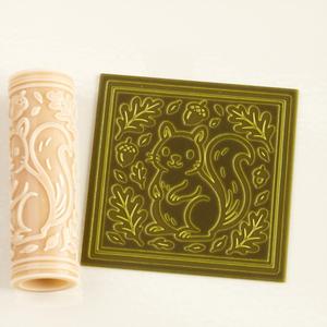Chubby Squirrel Texture Roller