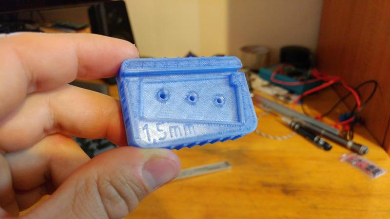 Windshield wiper razor