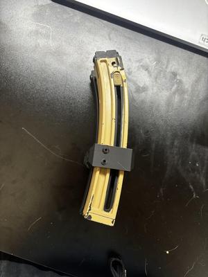 22. MP5 Mag Coupler