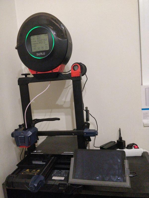 Base for Sunlu S2 base with vents for Kobra Neo