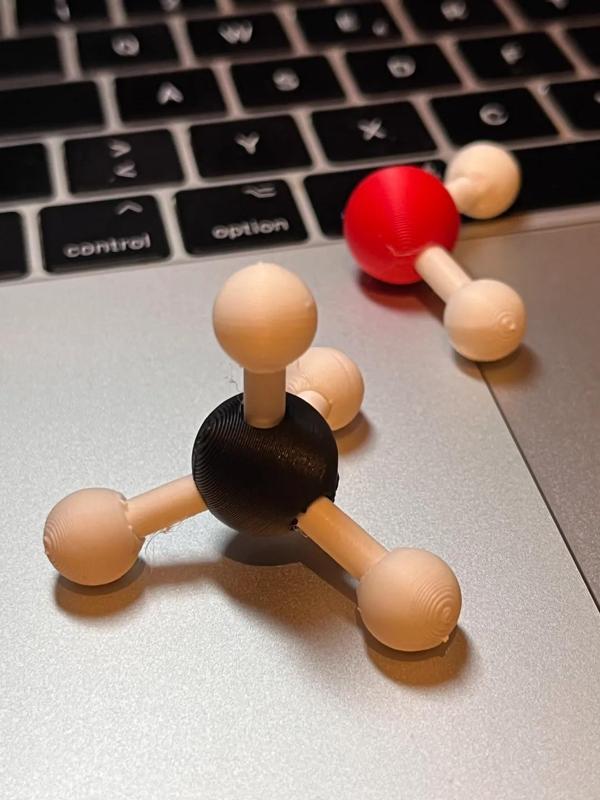 Molecule Model Maker