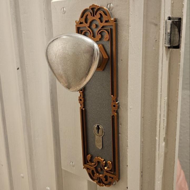 Türbeschlag Barock / Ornate door fitting