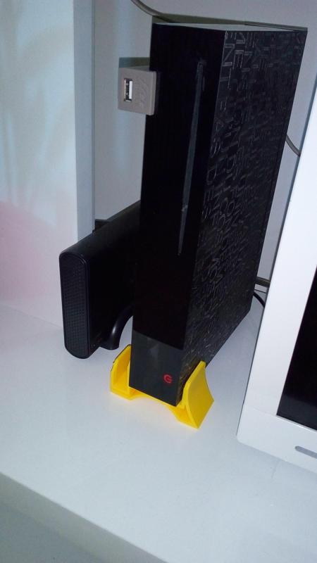 Vertical Stand for FreeBox Revolution