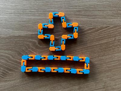 wacky tracks fidget toy