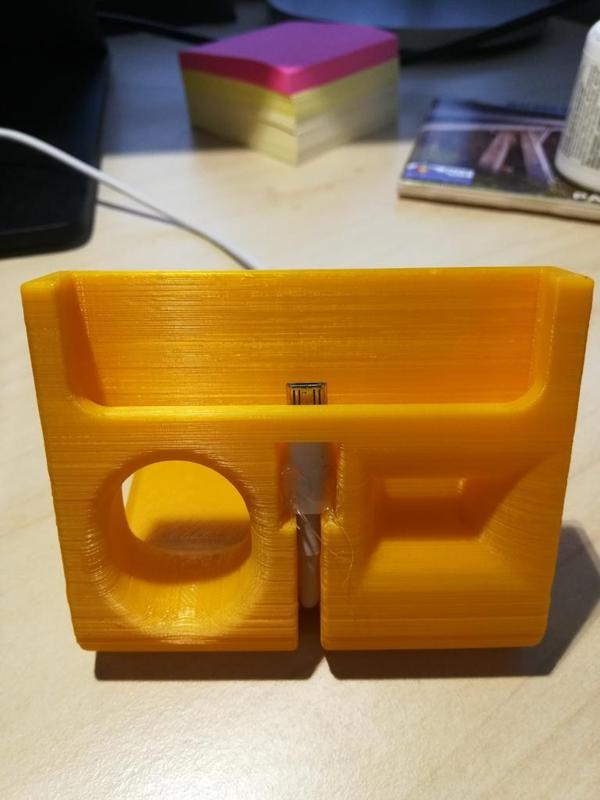 Honor 7x charging stand