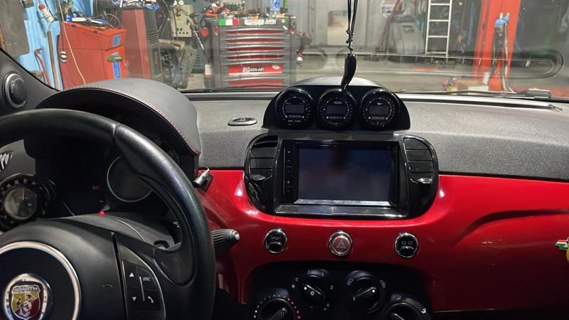 GAUGE HOLDER FOR ABARTH/FIAT 500