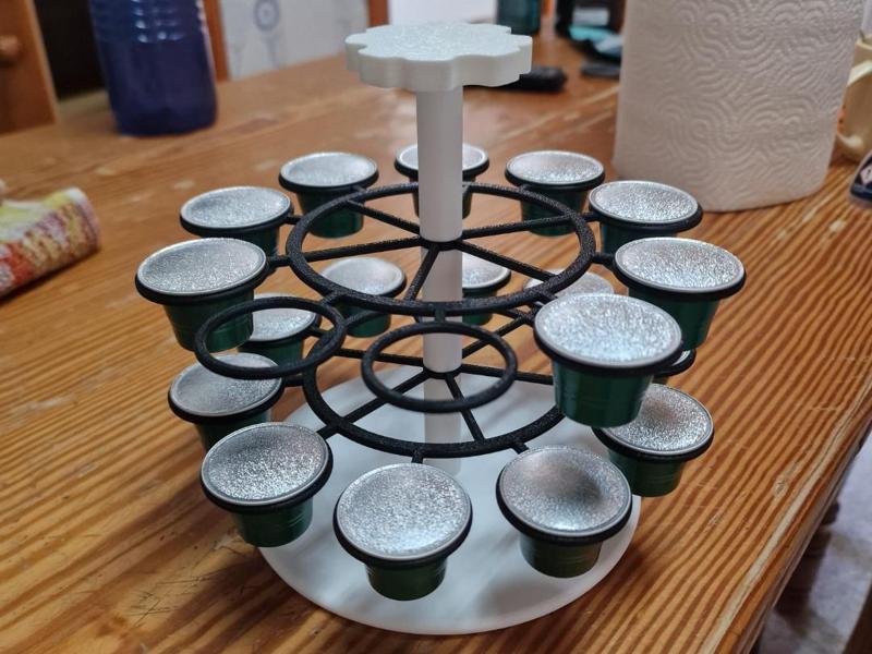 Coffee capsule organizer 