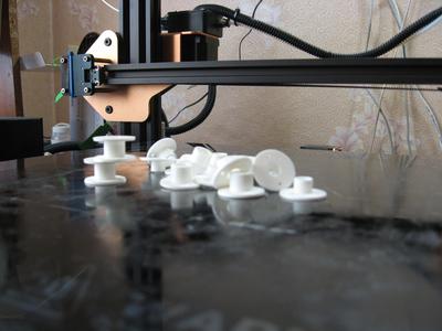 Sewing machine bobbin