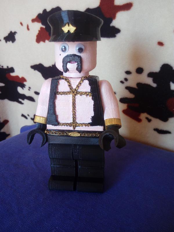 BELT GUY MOTOCYCLE LEGO GIANT (VILLAGE PEOPLE)