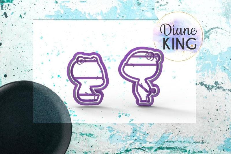 couple of teddy bears