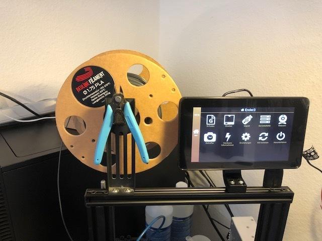 "Filament Holder Short" with Side Cutter Holder