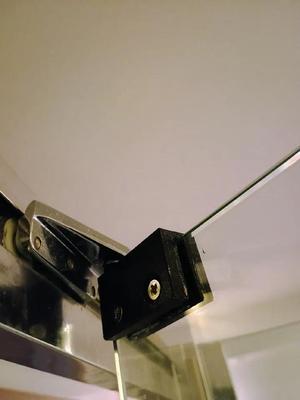 Držák dveří sprchového koutu Ideal Standard   