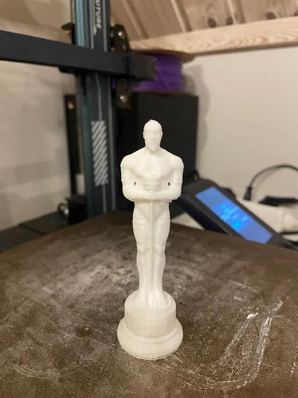 Oscars statue   