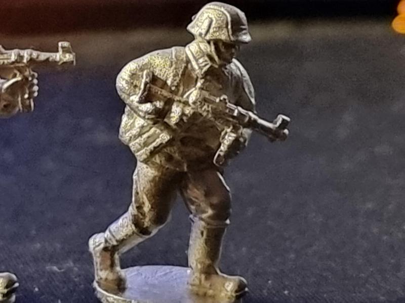 LAH1 Waffen SS NCos with SMGs 1938-1941 20mm 1/72 Elhiem