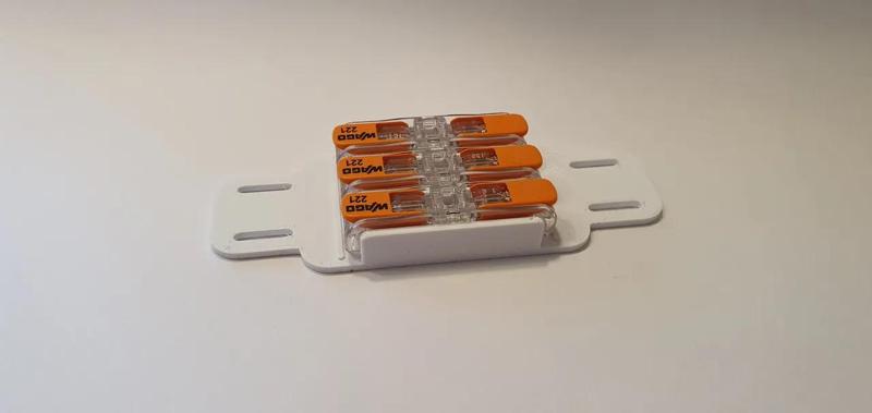 221-2411 Durchgangsverbinder 3-polig   