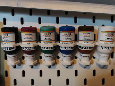 SKADIS Hexagon paint holder for Vallejo and Meeden