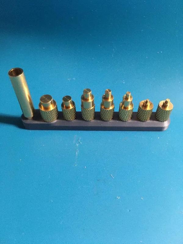 Soldering tip stand for threaded inserts v2   