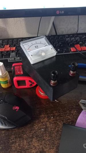 Kilovoltmeter on 85c1 head