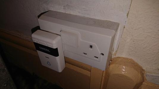UK plug - toddler switch-guard