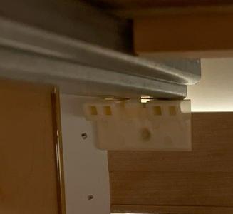 Cabinet drawer brace