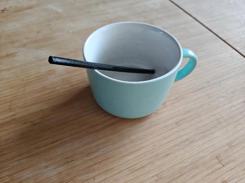 Little plastic straw   