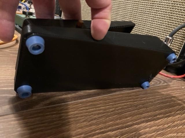 Rubber foot (feet)