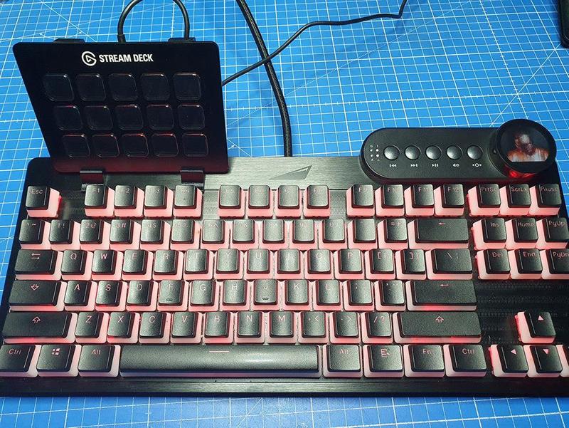 Stream Deck Keyboard Mount (Mountain.gg Everest Keyboard)