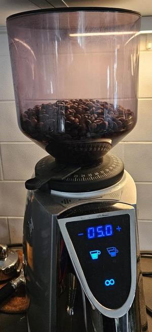 La San Marco SM92 Instant Grinder Flat Lid