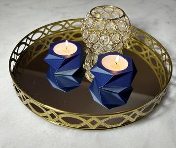 Twisted tea light candle holder