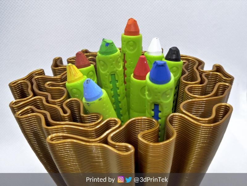 Wavy PenholdersCollection (15 files)