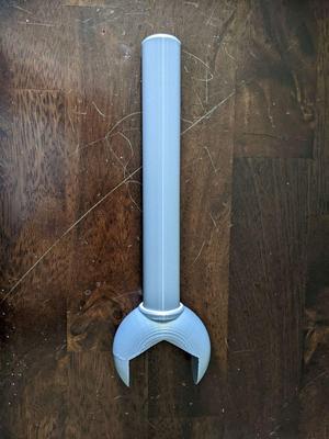 Wrench for lego toilet paper roll holder