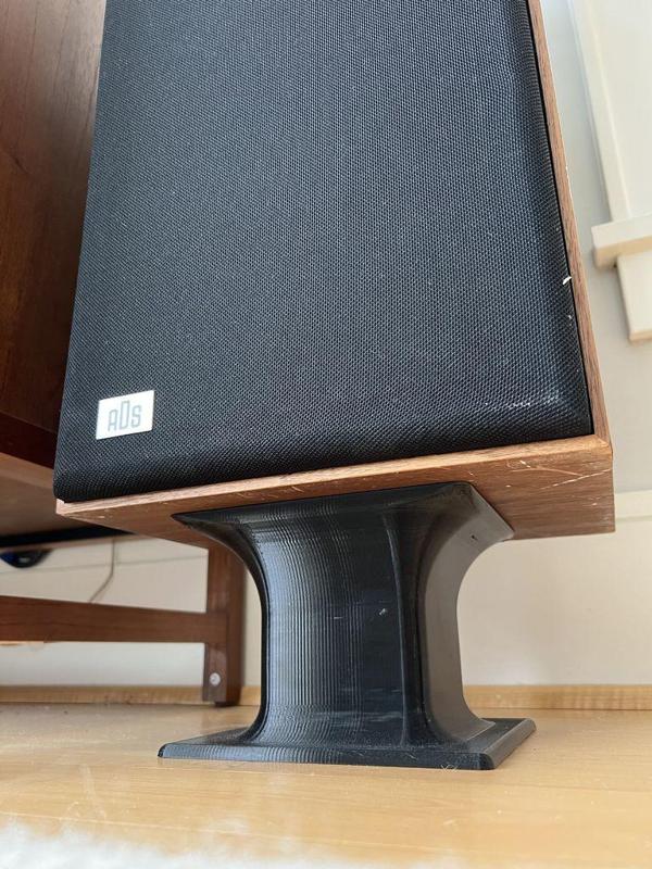 Speaker Stand