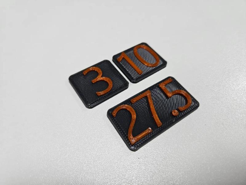 Digital weight labels for the gym   