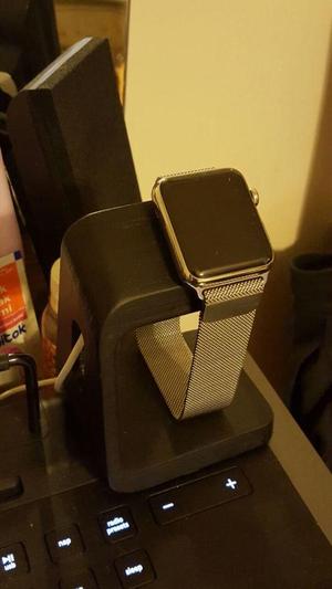 Apple watch stand spigen style